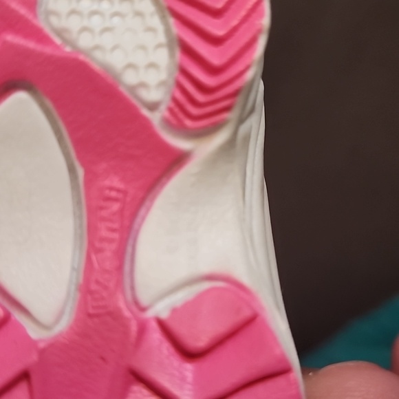 18in doll White and Pink Sneakers - Picture 4 of 4